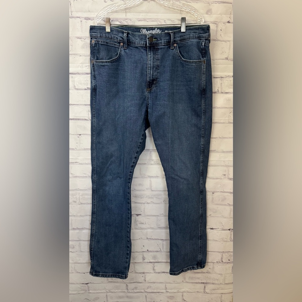 Wrangler Retro Slim Straight Men’s Size 36x33 Blue Jeans‎ Rodeo Cowboy